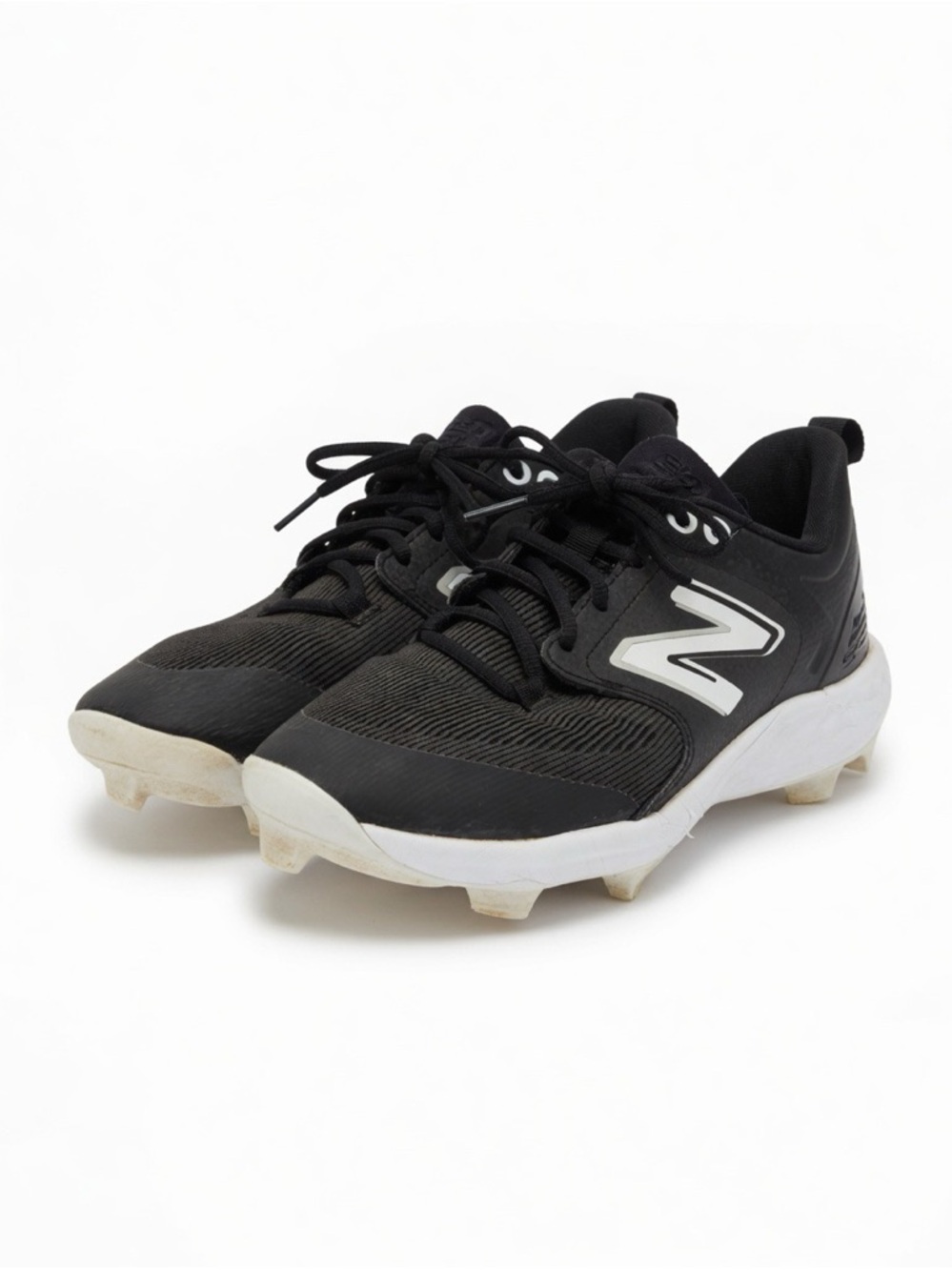 New Balance Kids Black and White Baseball/Cleat Sneakers